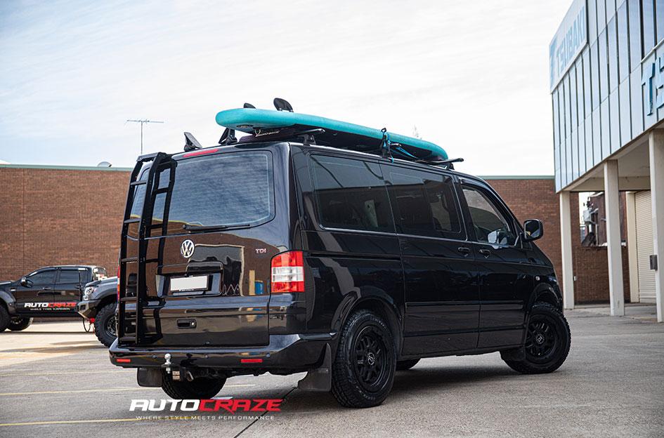 VOLKSWAGEN TRANSPORTER BARSTOW MATTE BLACK 