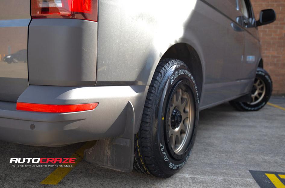 VOLKSWAGEN TRANSPORTER HURRICANE SATIN BRONZE BLACK LIP