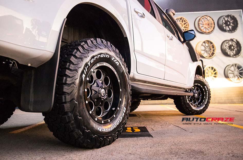 HOLDEN COLORADO REVOLVER GLOSS BLACK WITH MILLED ACCENTS