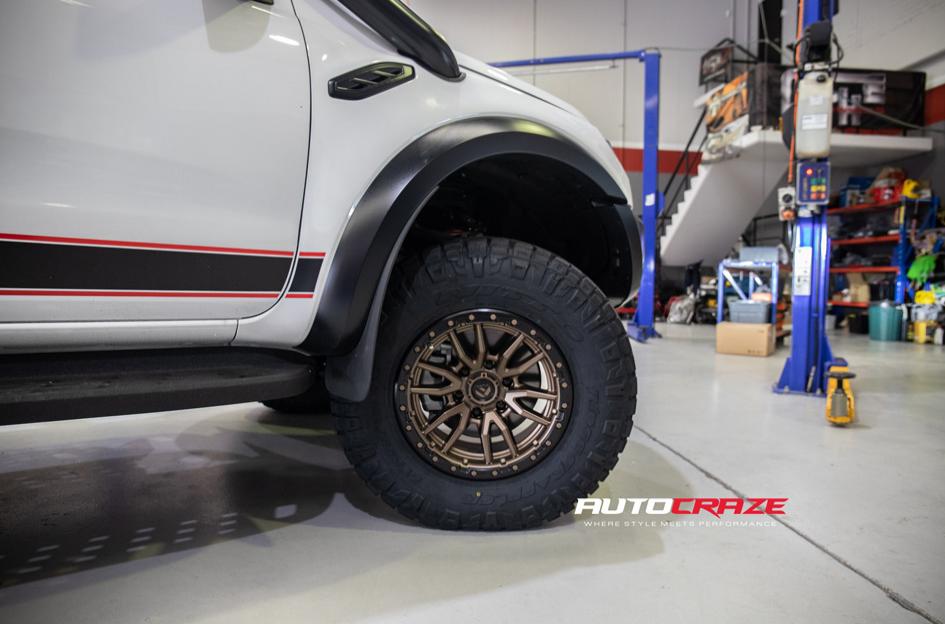 FORD RANGER RAPTOR REBEL MATTE BRONZE BLACK LIP