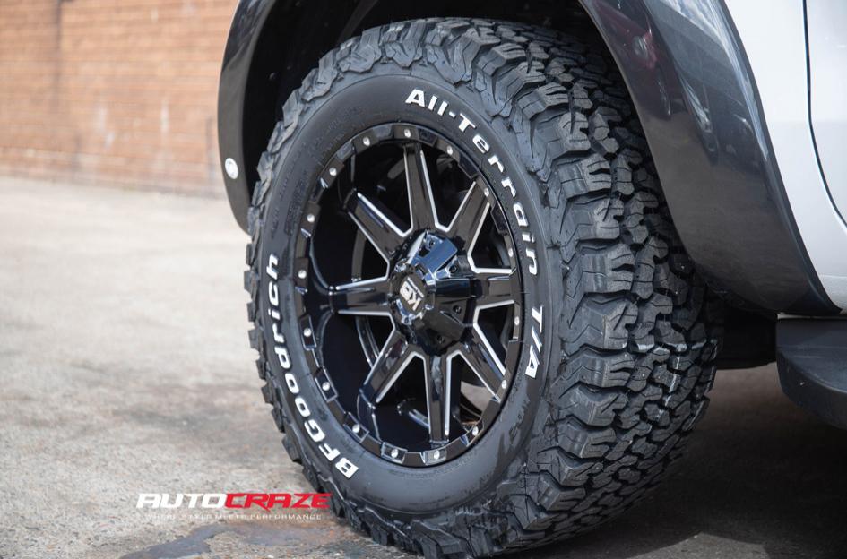 FORD RANGER BLADE OR GLOSS BLACK MILLED