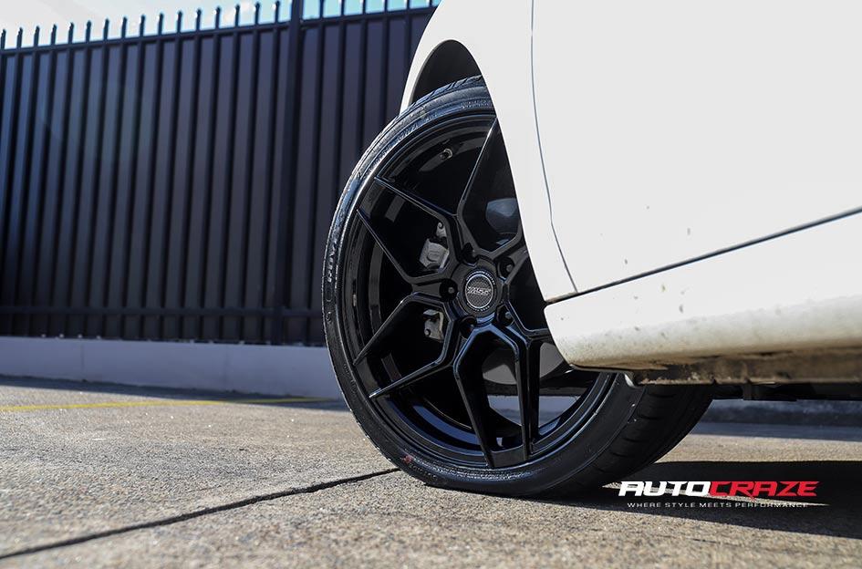 HYUNDAI I30 LEMANS GLOSS BLACK