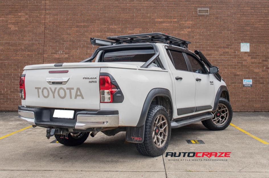 TOYOTA HILUX N80 4WD SABBATH BRONZE