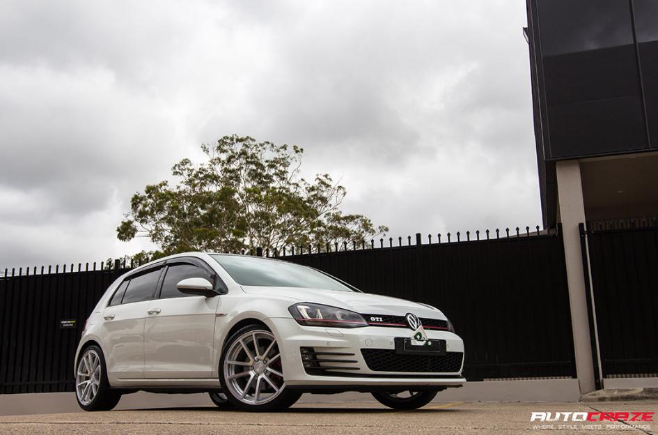 VOLKSWAGEN-GOLF-SPF-SILVER-MACHINED-FACE