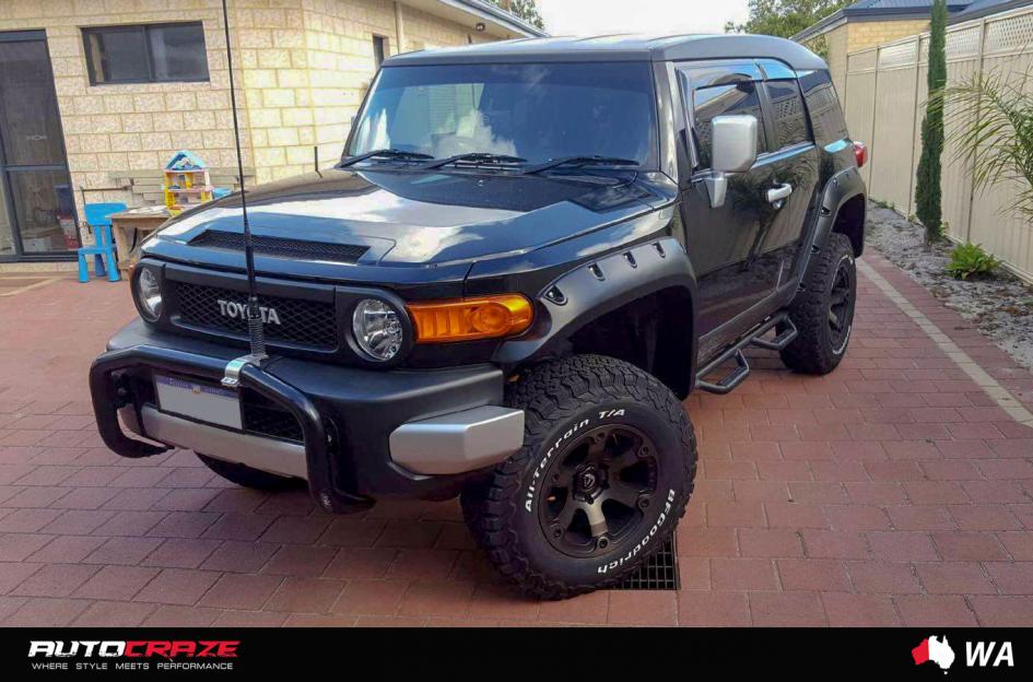 TOYOTA-FJ-CRUISER-BEAST-BLACK---MACHINED-WITH-DARK-TINT