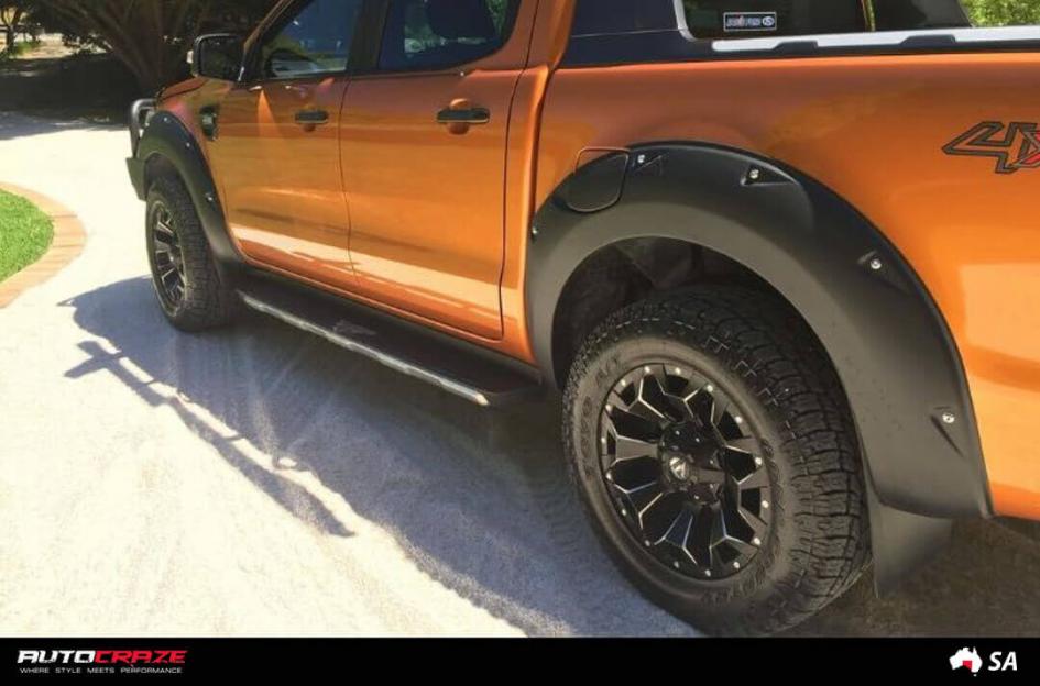 FORD RANGER ASSAULT GLOSS BLACK MILLED ACCENTS