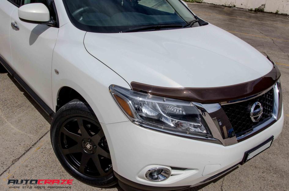 NISSAN PATHFINDER MOZAMBIQUE MATTE BLACK