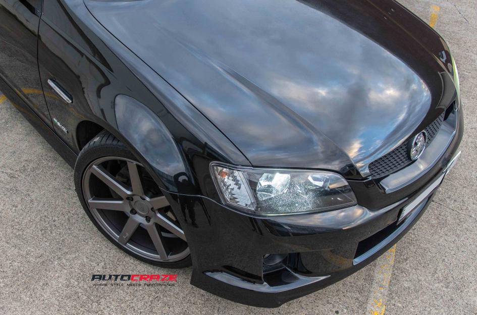 HOLDEN-COMMODORE-VERONA-MATTE-GUN-METAL