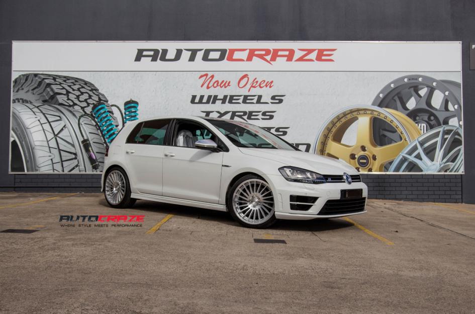 VOLKSWAGEN GOLF IND T SILVER MACHINED FACE 6