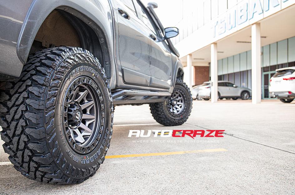 TOYOTA HILUX 4WD FUEL COVERT MATTE GUN BLACK BEAD RING
