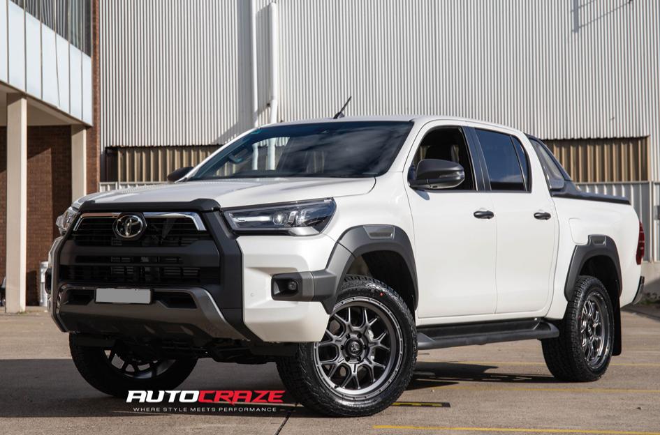TOYOTA HILUX N80 4WD TECH ANTHRACITE 