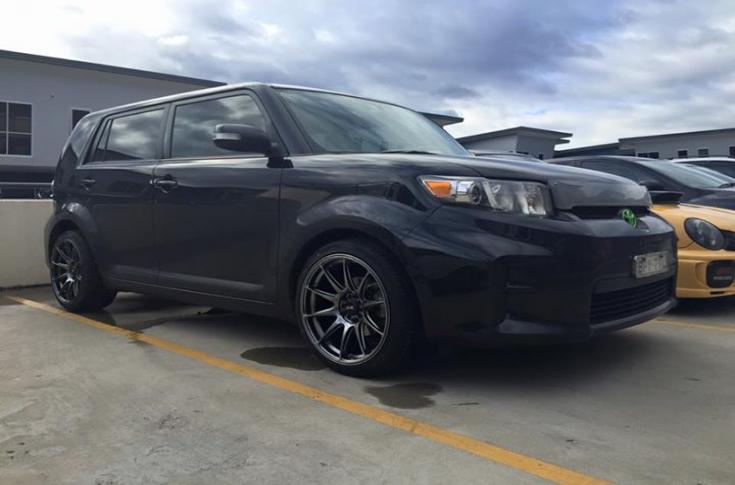 TOYOTA RUKUS XXR 527 CHROMIUM BLACK