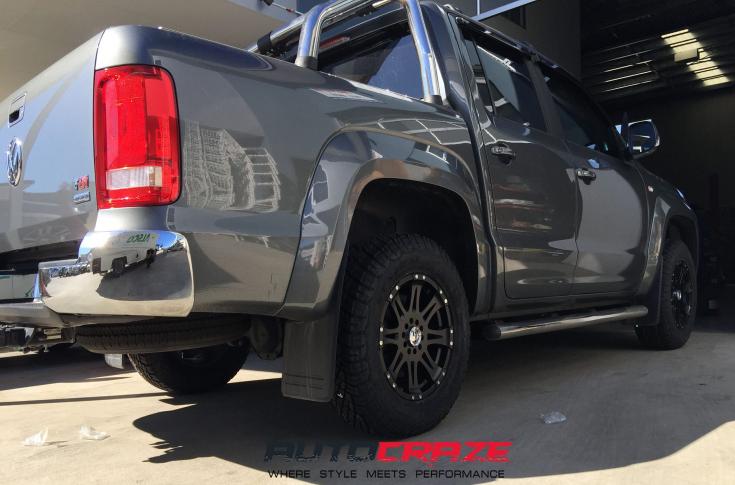 VOLKSWAGEN AMAROK RAPTOR SATIN BLACK