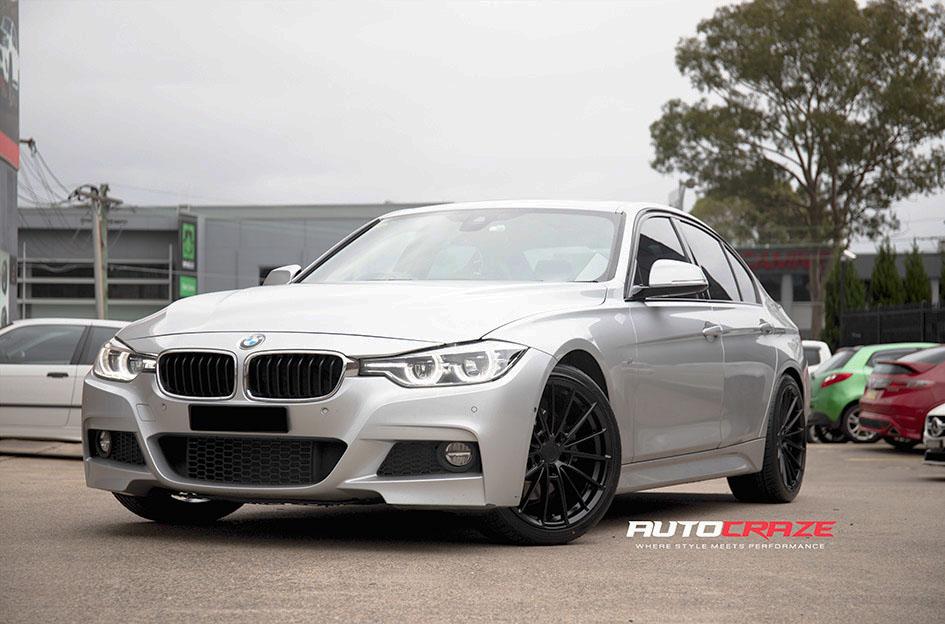 BMW 3 SERIES F105 MATTE BLACK