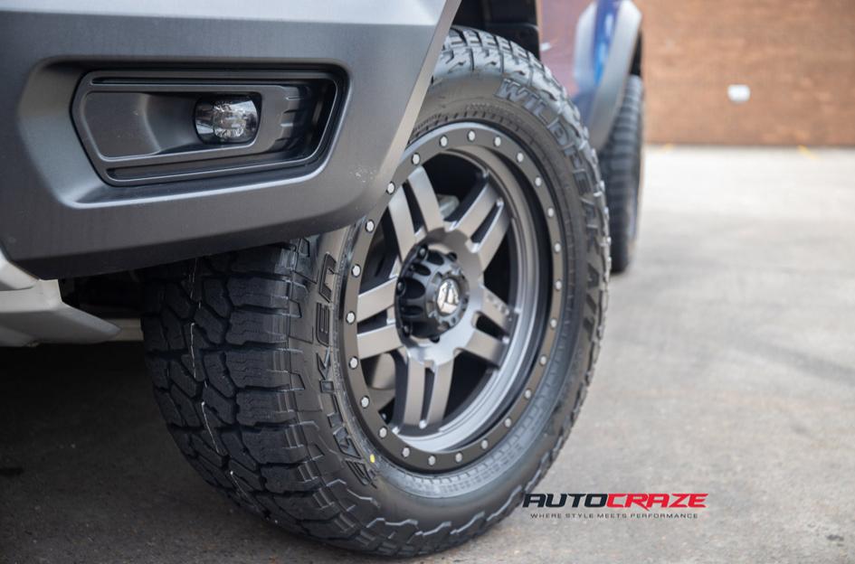 FORD RANGER RAPTOR ANZA MATTE ANTHRACITE WITH BLACK RING