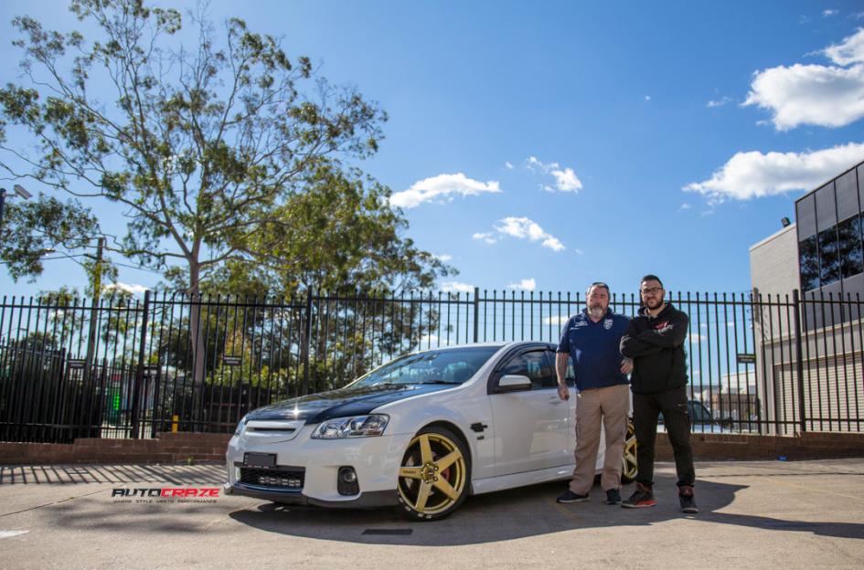 HOLDEN-COMMODORE-FRCS-GOLD