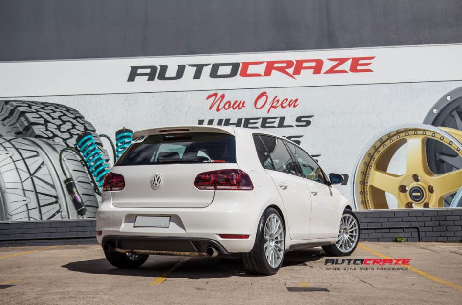 VOLKSWAGEN GOLF SF09 SILVER MACHINED