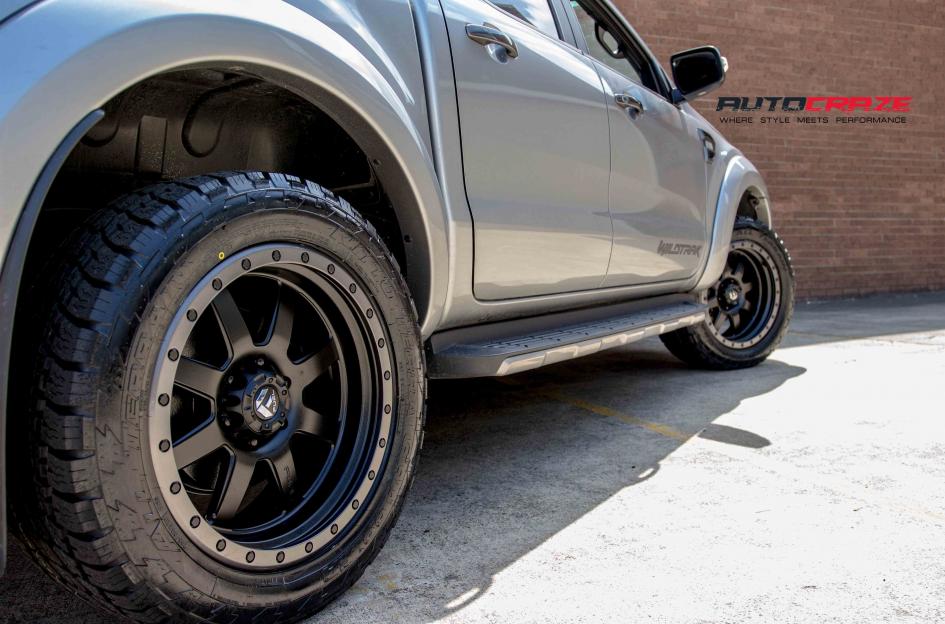 FORD-RANGER-TROPHY-MATTE-BLACK-WITH-ANTHRACITE-RING