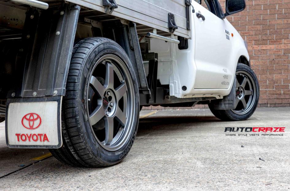 TOYOTA HILUX 2WD (2005 ONWARDS) DRIFTER GUN METAL MATTE