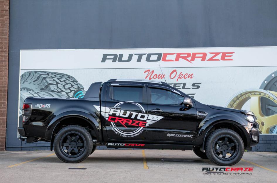 FORD-RANGER-SIX-MATTE-BLACK-FACE-WITH-GLOSS-BLACK-WINDOWS