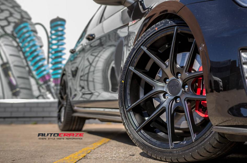 VOLKSWAGEN GOLF MISANO MATTE BLACK