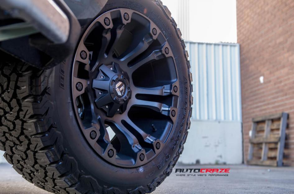 FORD-RANGER-VAPOR-BLACK-MACHINED-WITH-DARK-TINT