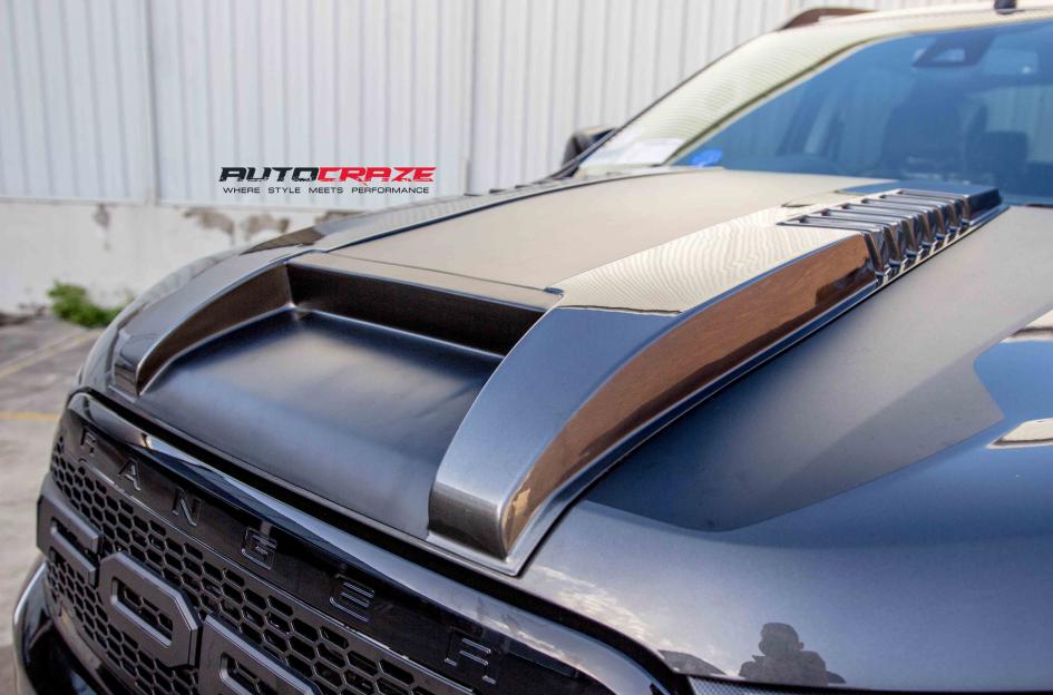 FORD-RANGER-VAPOR-BLACK-MACHINED-WITH-DARK-TINT
