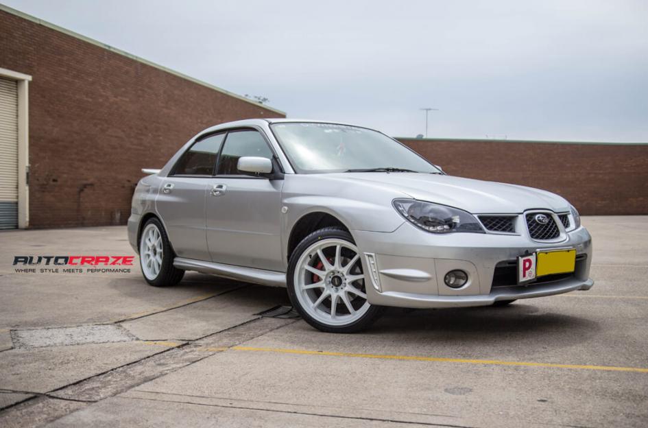 SUBARU WRX ROTATE WHITE