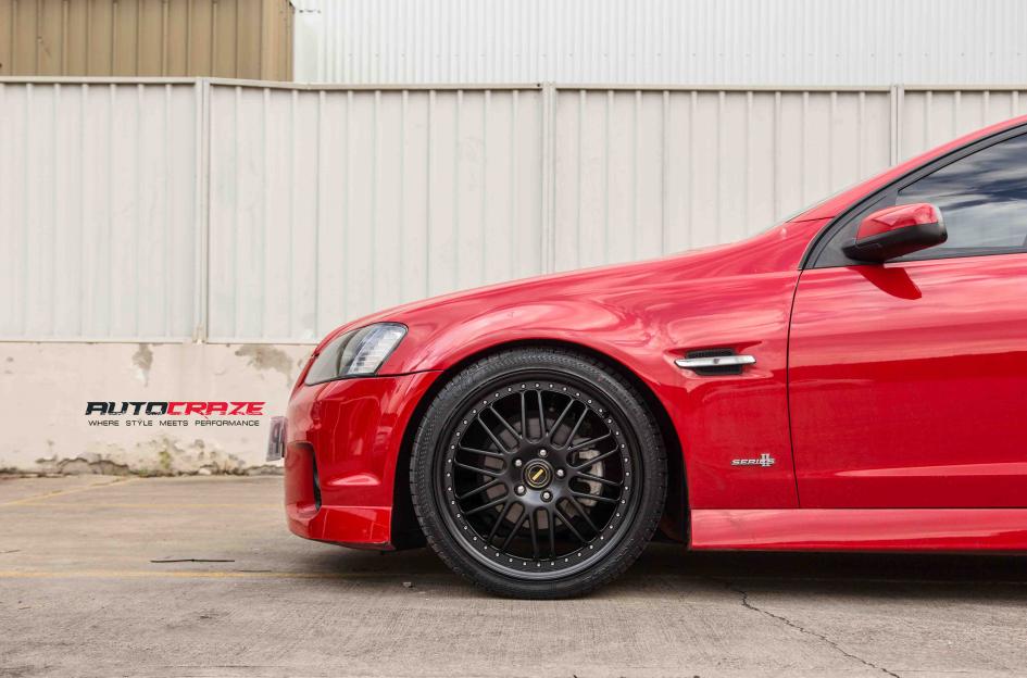 HOLDEN-COMMODORE-OM-FULL-SATIN-BLACK