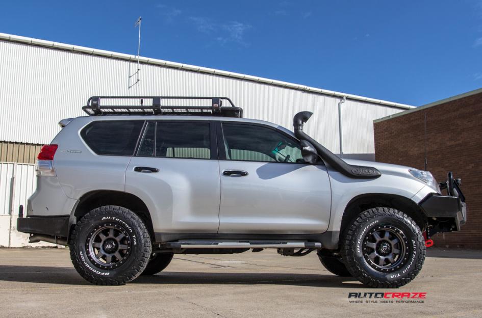 TOYOTA-PRADO-TROPHY-MATTE-ANTHRACITE-WITH-BLACK-RING-4