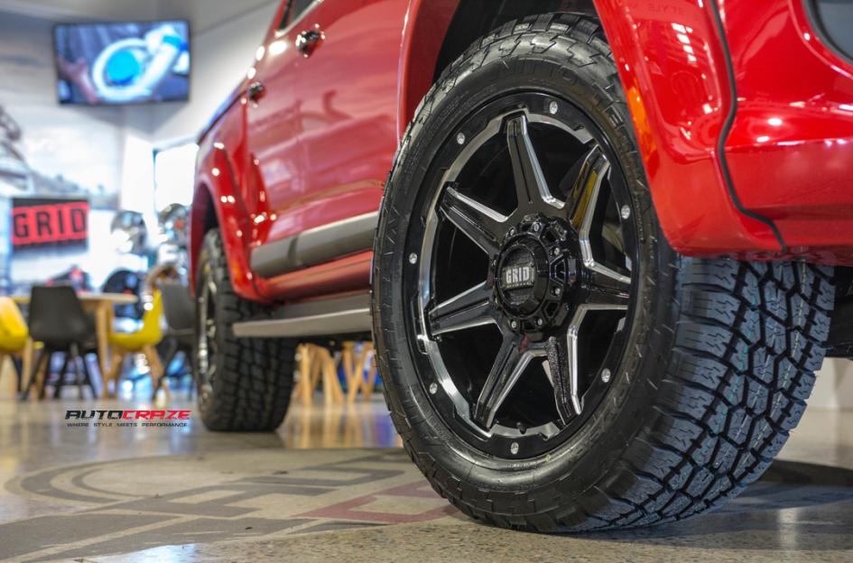 HOLDEN COLORADO GD06 GLOSS BLACK MILLED