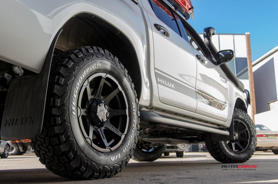 TOYOTA HILUX N80 4WD T05 SATIN BLACK