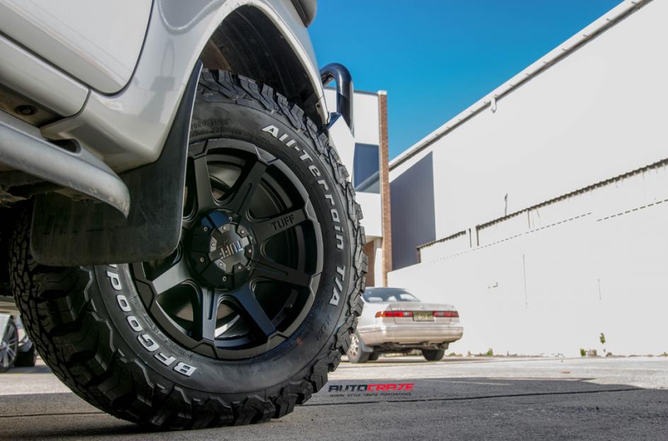 TOYOTA HILUX N80 4WD T05 SATIN BLACK