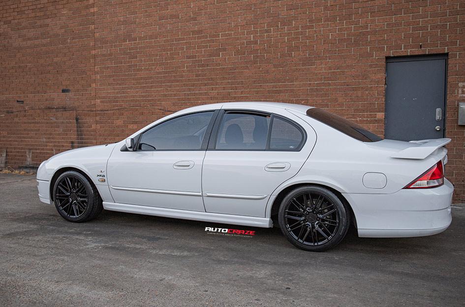 FORD FALCON PESCARA GLOSS BLACK