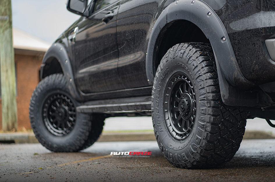 FORD EVEREST OMEGA XD856 SATIN BLACK