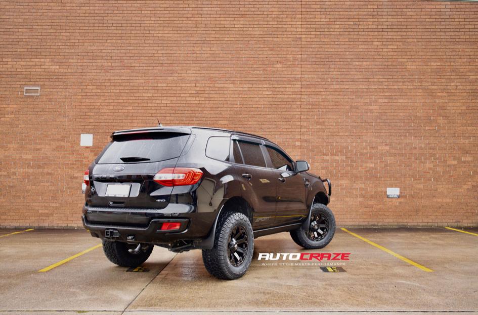 FORD EVEREST AMBUSH MATTE BLACK