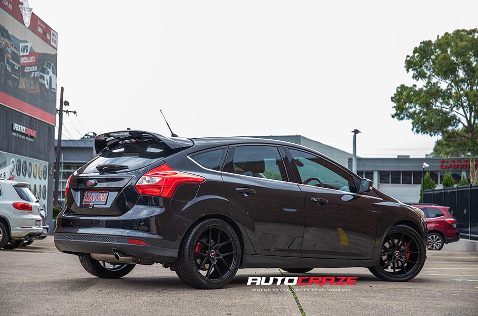 FORD FOCUS  5 STUD  IFG 39 BLACK