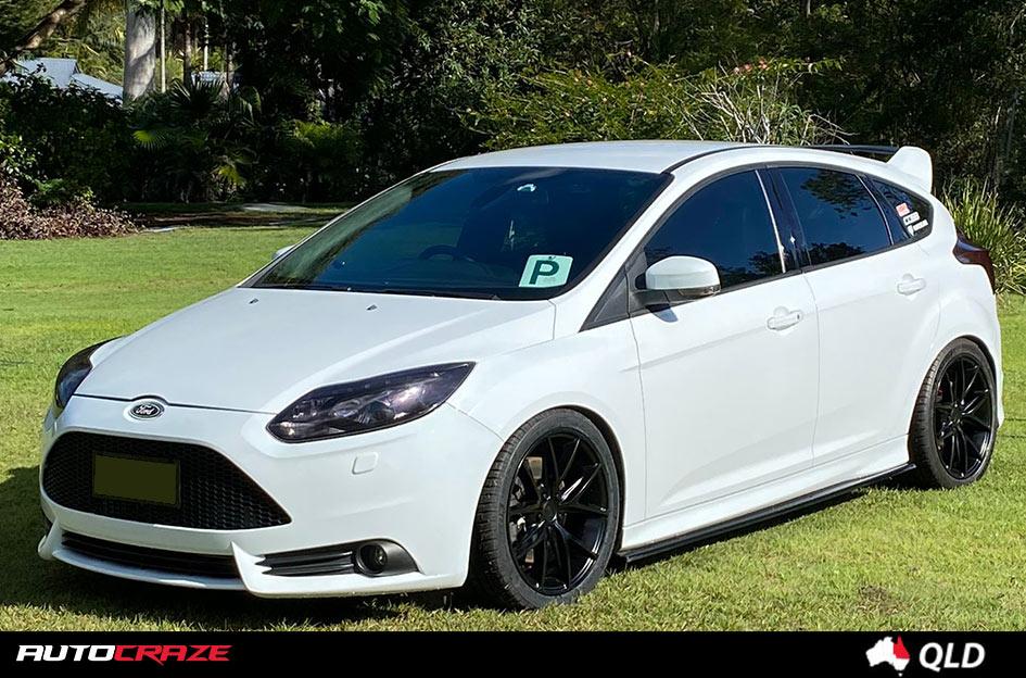 FORD FOCUS  4 STUD  MISANO MATTE BLACK