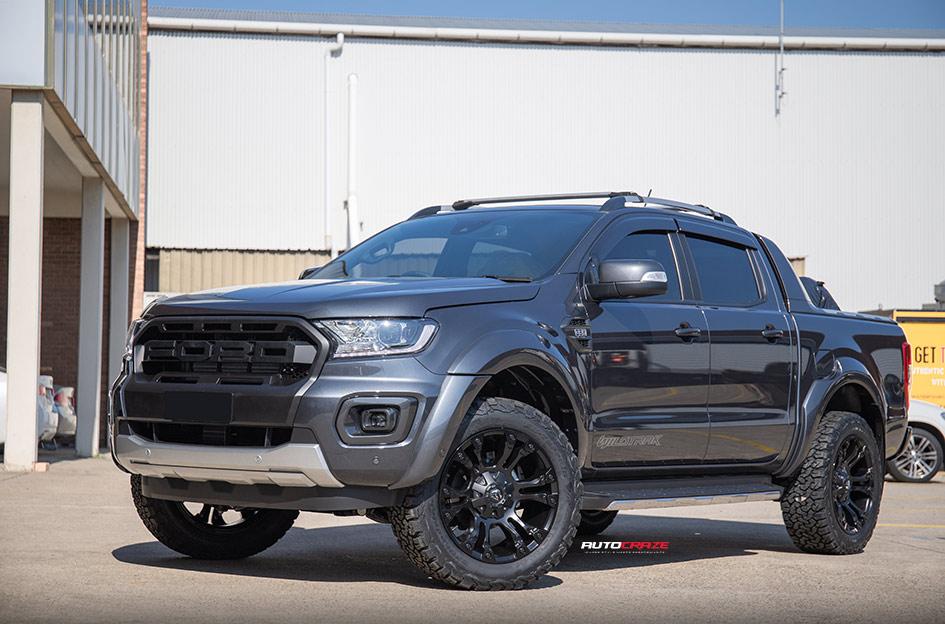 FORD-RANGER-VAPOR-MATTE-BLACK