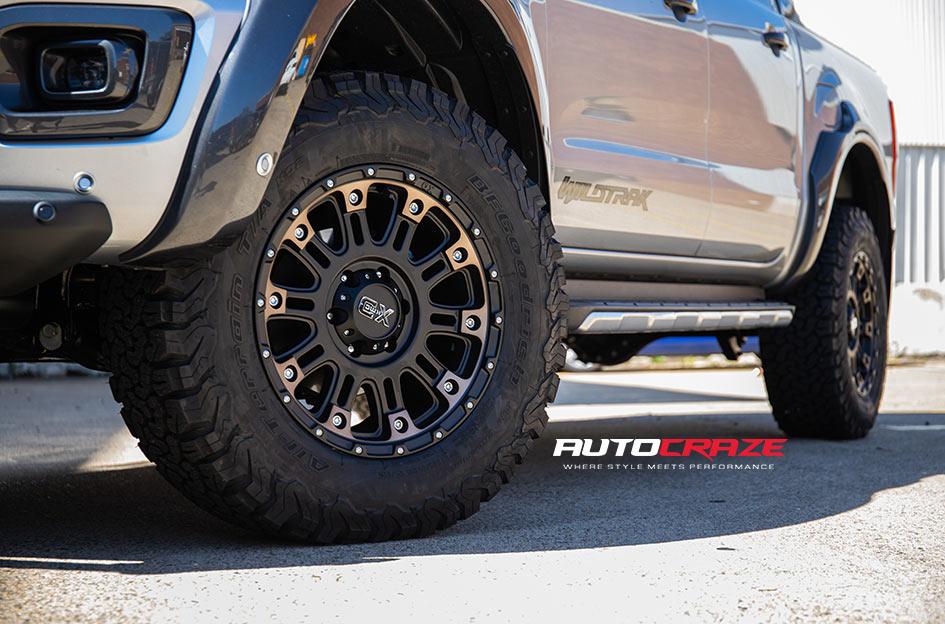 FORD RANGER HOSS XD II SATIN BLACK DARK TINT