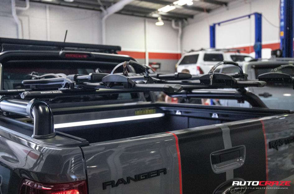FORD RANGER RAPTOR LUXE GLOSS BLACK MACHINED GRAY TINT