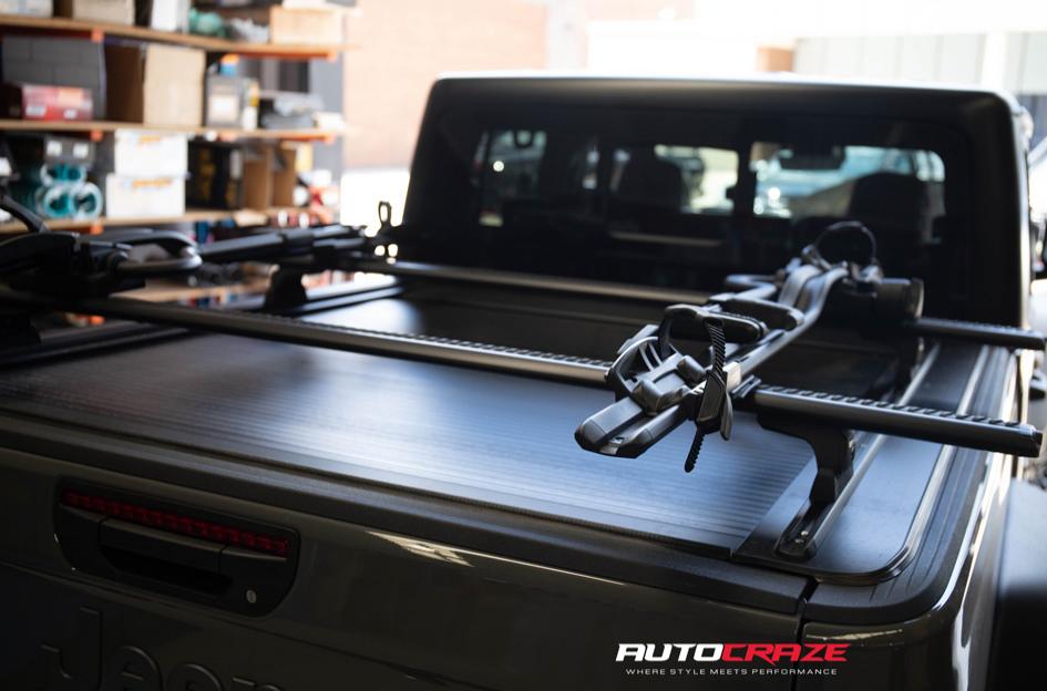 JEEP GLADIATOR MILITIA MATTE BLACK