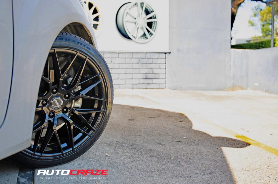 HYUNDAI VELOSTER HOCKENHEIM GLOSS BLACK