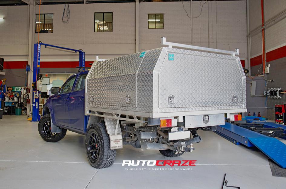 ISUZU DMAX SABBATH MATTE BLACK