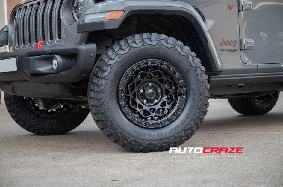 JEEP-WRANGLER-UNIT-MATTE-BLACK