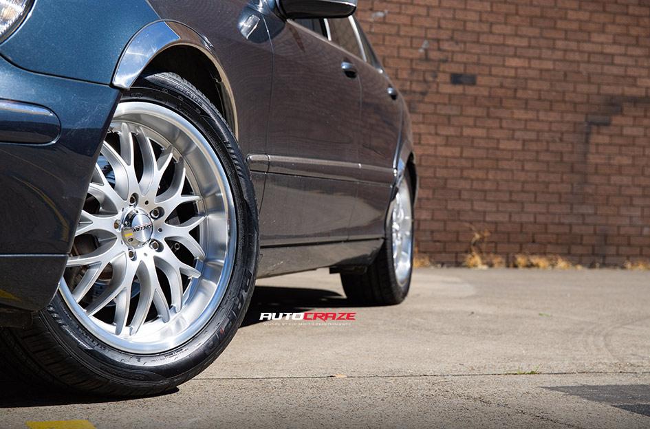 MERCEDES-S-CLASS-CHEETAH-HYPER-SILVER-POLISH-LIP