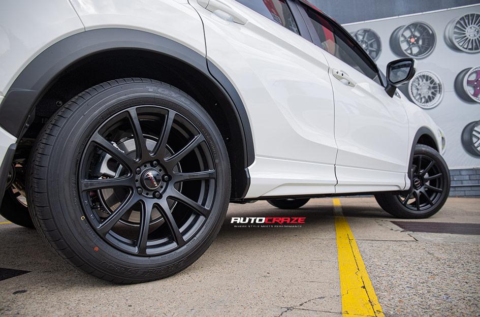 MITSUBISHI ECLIPSE CROSS CARBINE SATIN BLACK