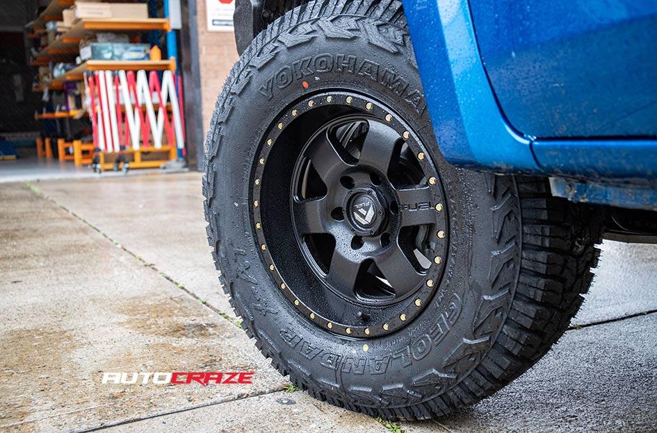 MITSUBISHI TRITON PODIUM SATIN BLACK 