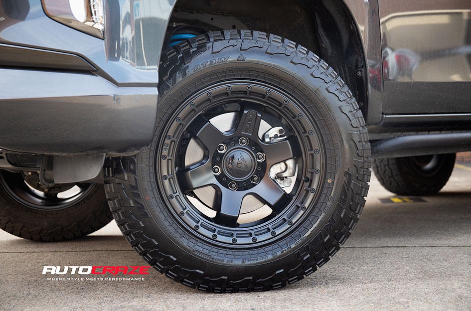 MITSUBISHI TRITON BLOCK SATIN BLACK