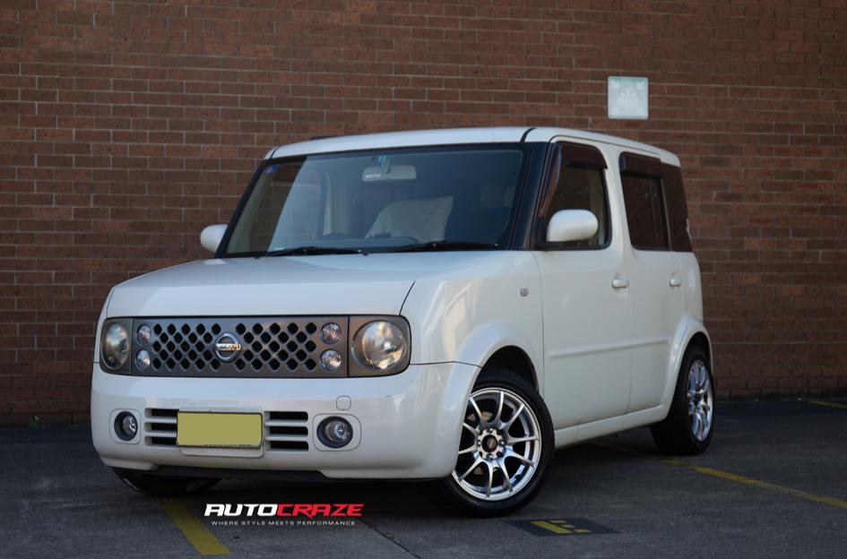 NISSAN CUBE BLADE HYPER BLACK